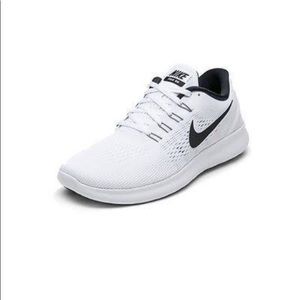 ISO - was stolen from my car a few years ago, my favorite shoe 😣